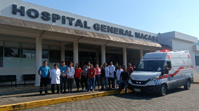 Recibimiento de la nueva ambulancia.