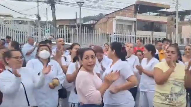 Plantn de los trabajadores del Verdi Cevallos.