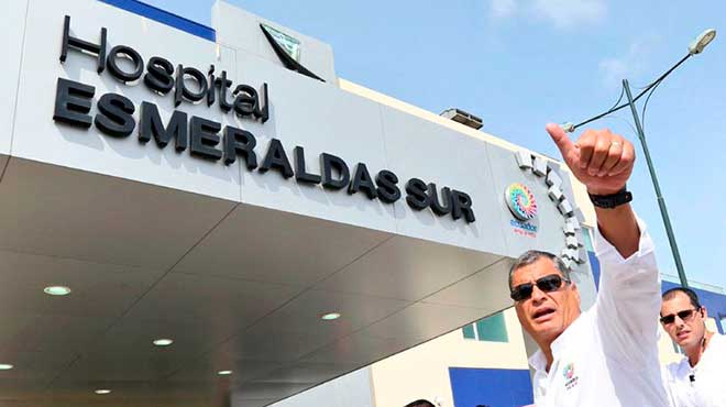 Presidente Rafael Correa, inaugura obra.