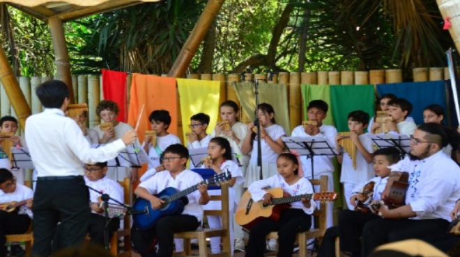 Evento cultural y sanitario en Quito.