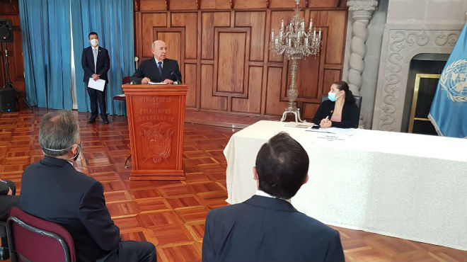 Ministro de Relaciones Exteriores, Luis Gallegos.
