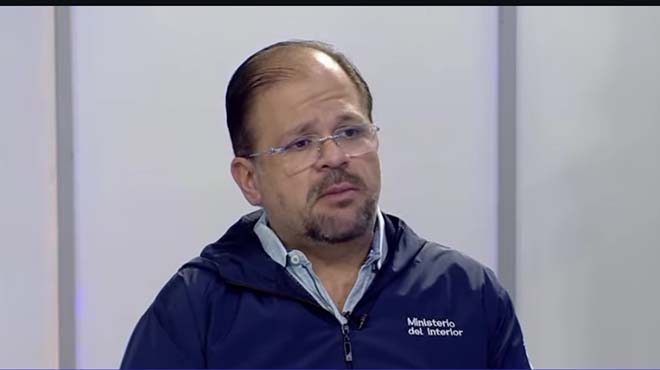 John Reimberg, ministro del Interior.