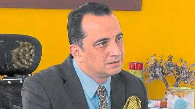 Juan Carlos Mej�a, gerente de Altadis Farmac�utica.
