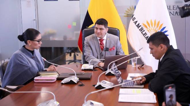 Comisin Calificadora de la iniciativa popular normativa.