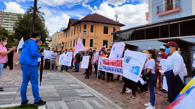 Manifestacin frente a la Asamblea Nacional.