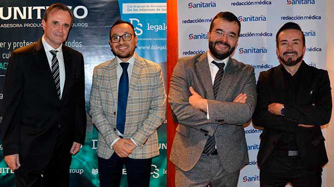 Vicente Fernndez Tardn, director de Uniteco para Latinoamrica, y Pal Franco, abogado senior del despacho de Ds Legal Group; Juan Pablo Nez, director de Negocio y Clientes de Uniteco y administrador de Uniteco Ecuador, y Jos Meja, coordinador de Redaccin Mdica Ecuador.