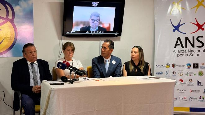 Representantes de la ANS.