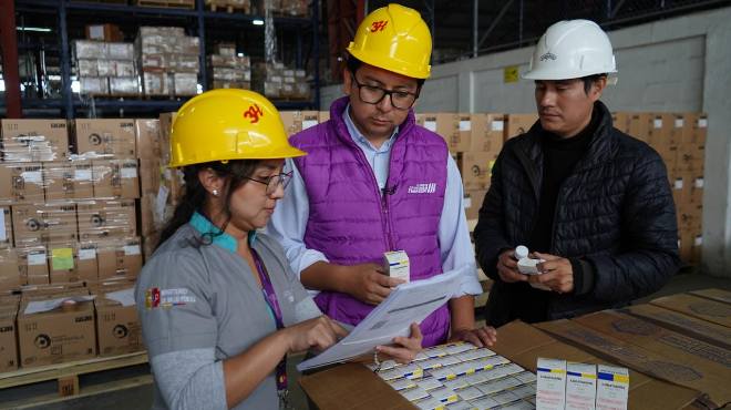 Revisi�n de los medicamentos recibidos.