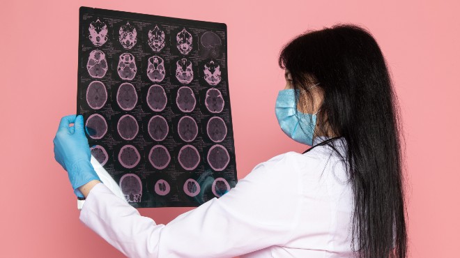 Primera gua global de diagnstico, tratamiento ?y atencin de la meningitis
