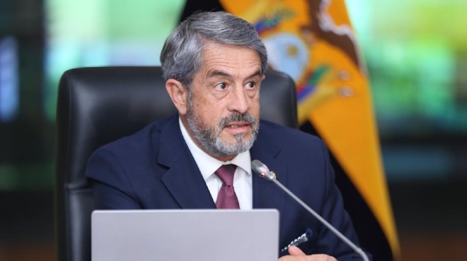 Jos� Ruales, ministro de Salud. Ecuador.