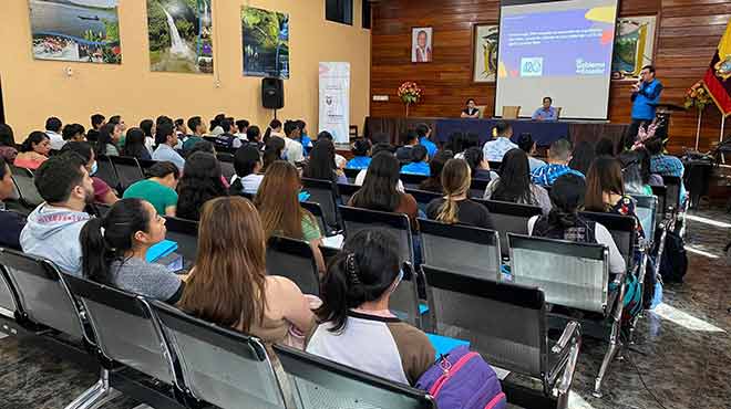 Capacitacin de los profesionales de salud.