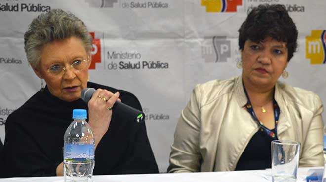 Franoise Barr-Sinoussi, premio Nobel y Catalina Ypez, subsecretaria de Salud.