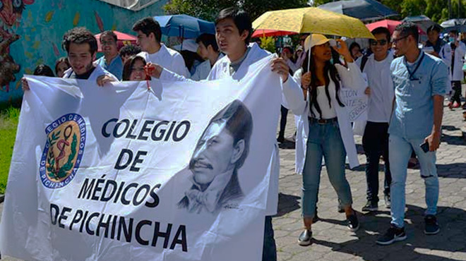 Protestas estudiantes de Ciencias de la Salud.