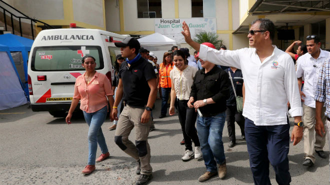 Rafael Correa, presidente del Ecuador, durante visita a hospitales en Esmeraldas