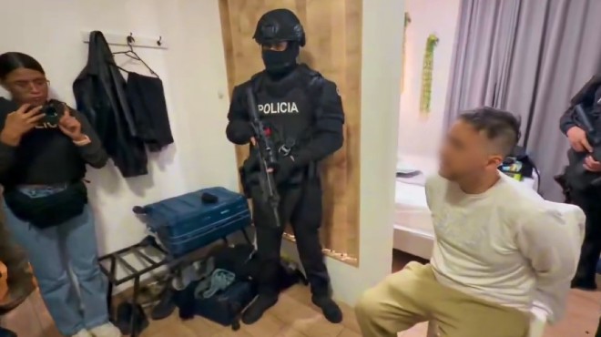 Supuesto médico detenido en el operativo.