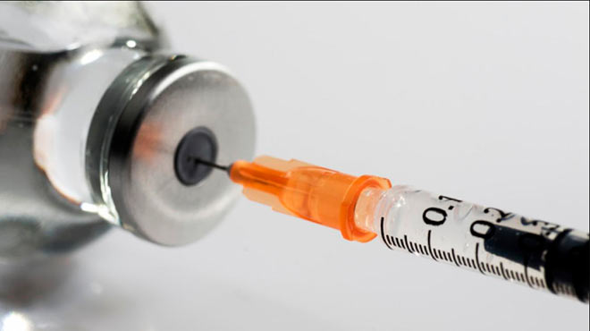 Despus de 30 aos de investigaciones y varios ensayos clnicos la OMS inicia la prueba masiva de vacuna contra la malaria.
