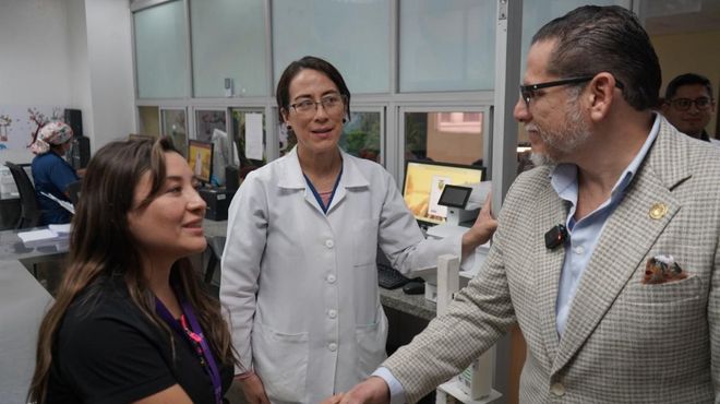 Salud dice supervisar hospitales, mientras pacientes denuncian suspensión de hemodiálisis 